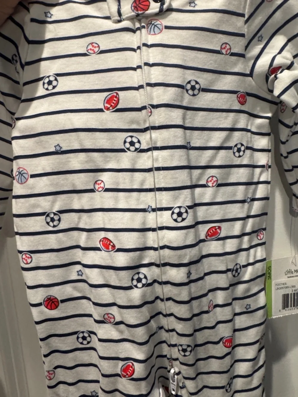 NWT! Little Me Baby Boys Sports Star Footed onsie & Hat 2 Piece Set 0-3 months